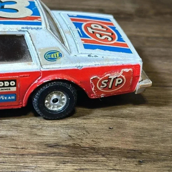 Vintage Corgi Toys Chevrolet Caprice Classic STP Racecar Dorcas Rally Car 43 - Picture 4 of 12